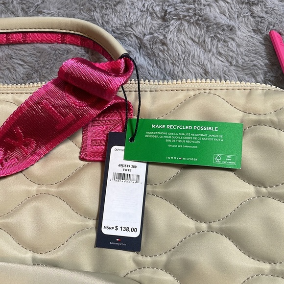 Tommy Hilfiger Tote - Picture 8 of 8